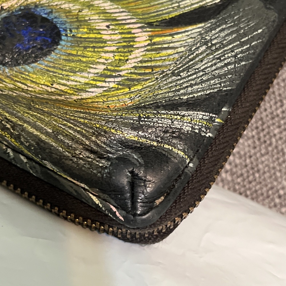 Elliott Lucca Zip Around Leather Wristlet Hand Painted Peacock Feather - Picture 15 of 16